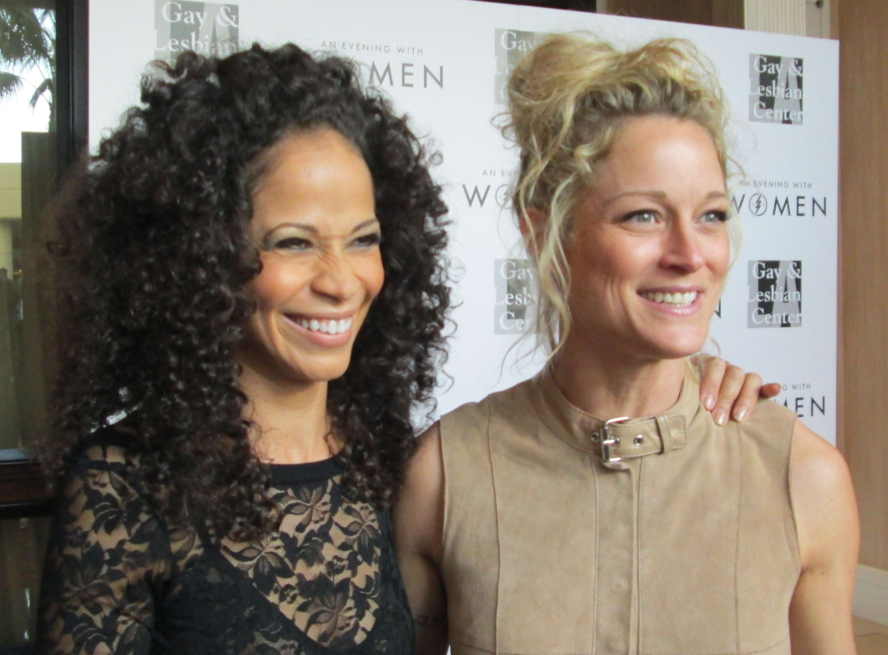 Teri Polo And Sherri Saum