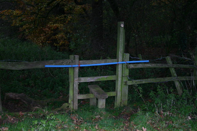 File:Shocking Stile^ - geograph.org.uk - 282863.jpg