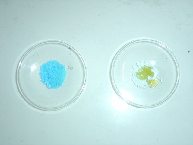 File:Sulfate de cuivre avec huile.jpg - Wikimedia Commons