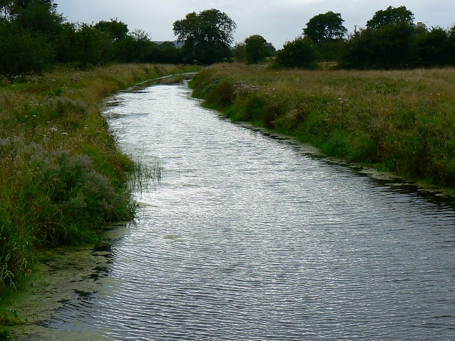 File:The Oldbridge River between Hewish and Puxton - geograph.org.uk - 917871.jpg