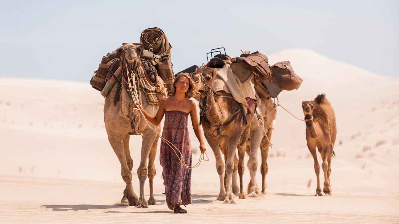 Mia Wasikowska in der Verfilmung von ''Tracks''