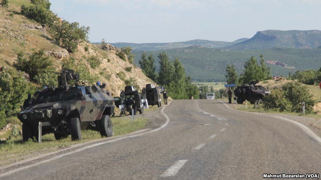 File:Turkish Army vehicles in south-eastern Turkey.jpg