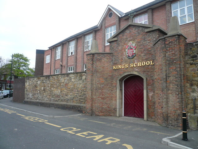 File:Tynemouth - King's School - geograph.org.uk - 807020.jpg