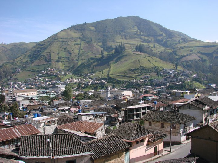 File:Vista de San José de Chimbo.jpg