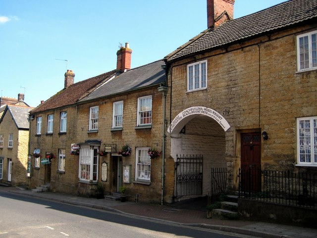 File:West Street Crewkerne - geograph.org.uk - 895111.jpg