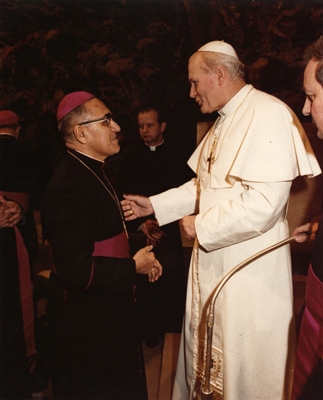 File:Óscar Arnulfo Romero with Pope John Paul II.jpg