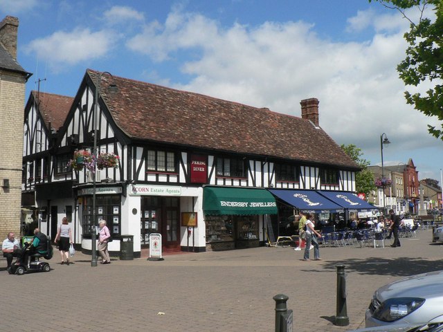 File:Biggleswade - the Market House - geograph.org.uk - 884560.jpg