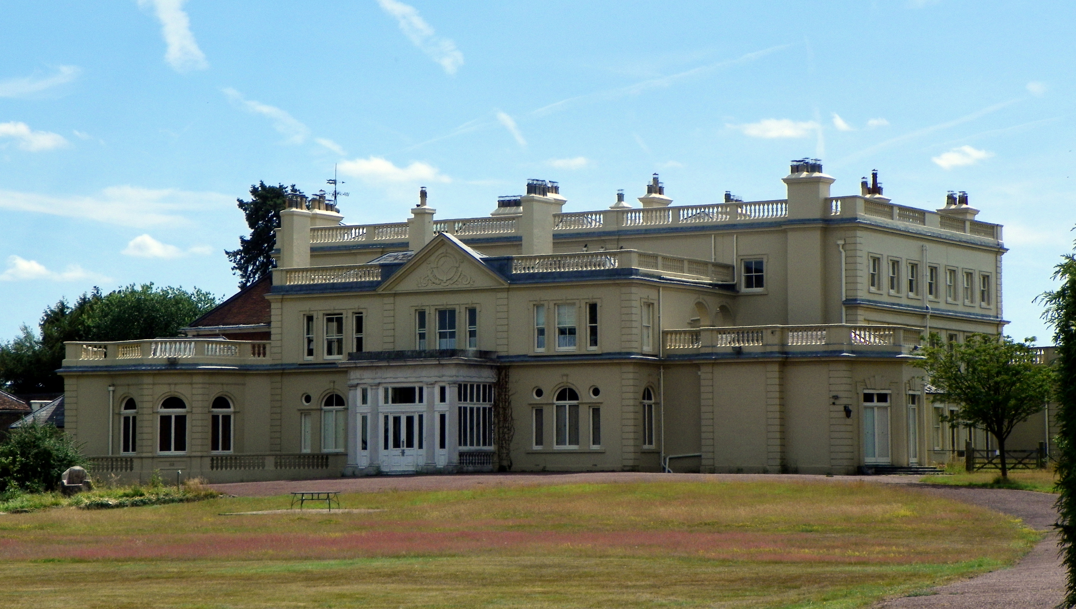 Interminable Pasivo Comprensión Childwickbury Manor - Wikipedia