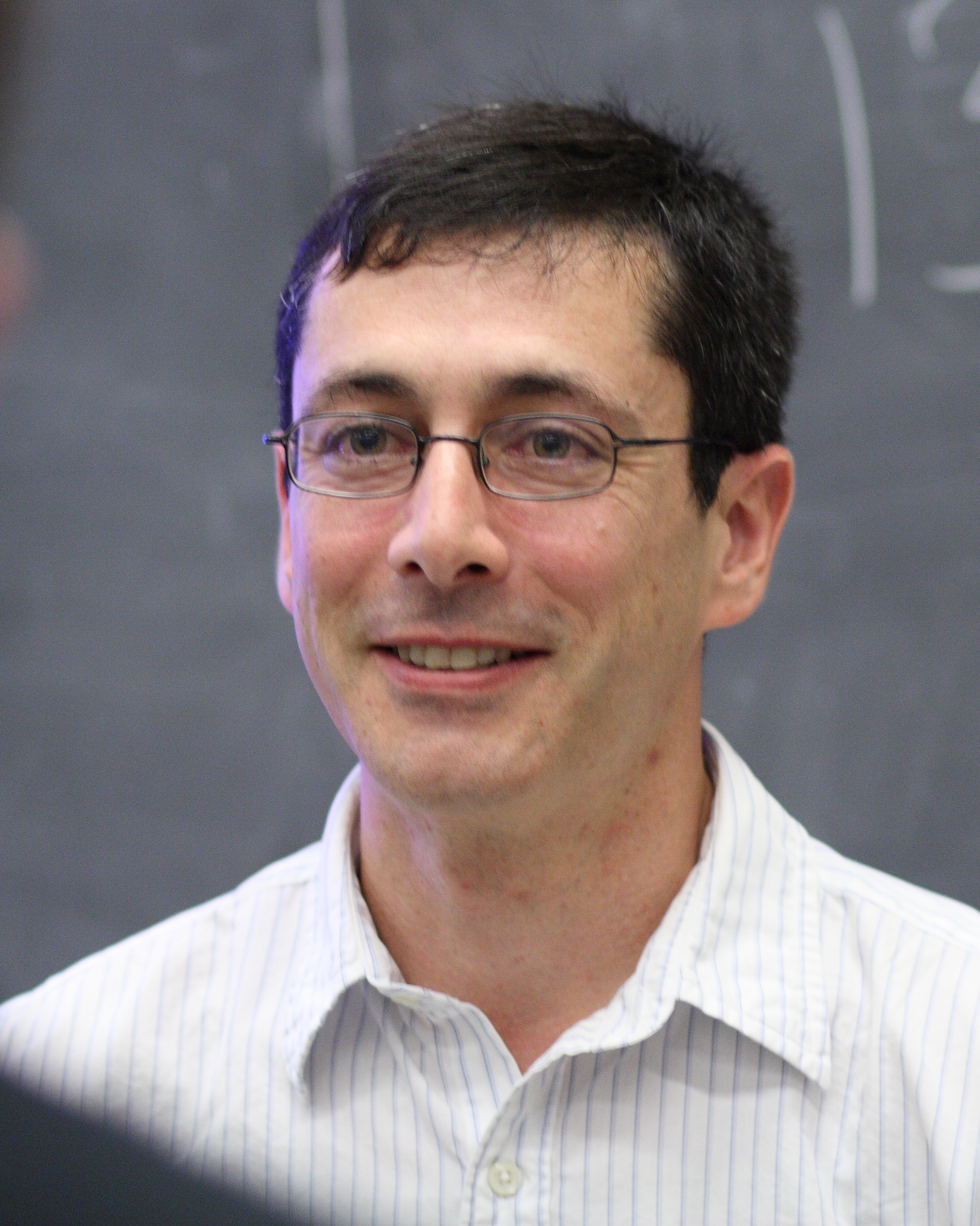 Dean Hachamovitch at Yale, October 1, 2008.jpg