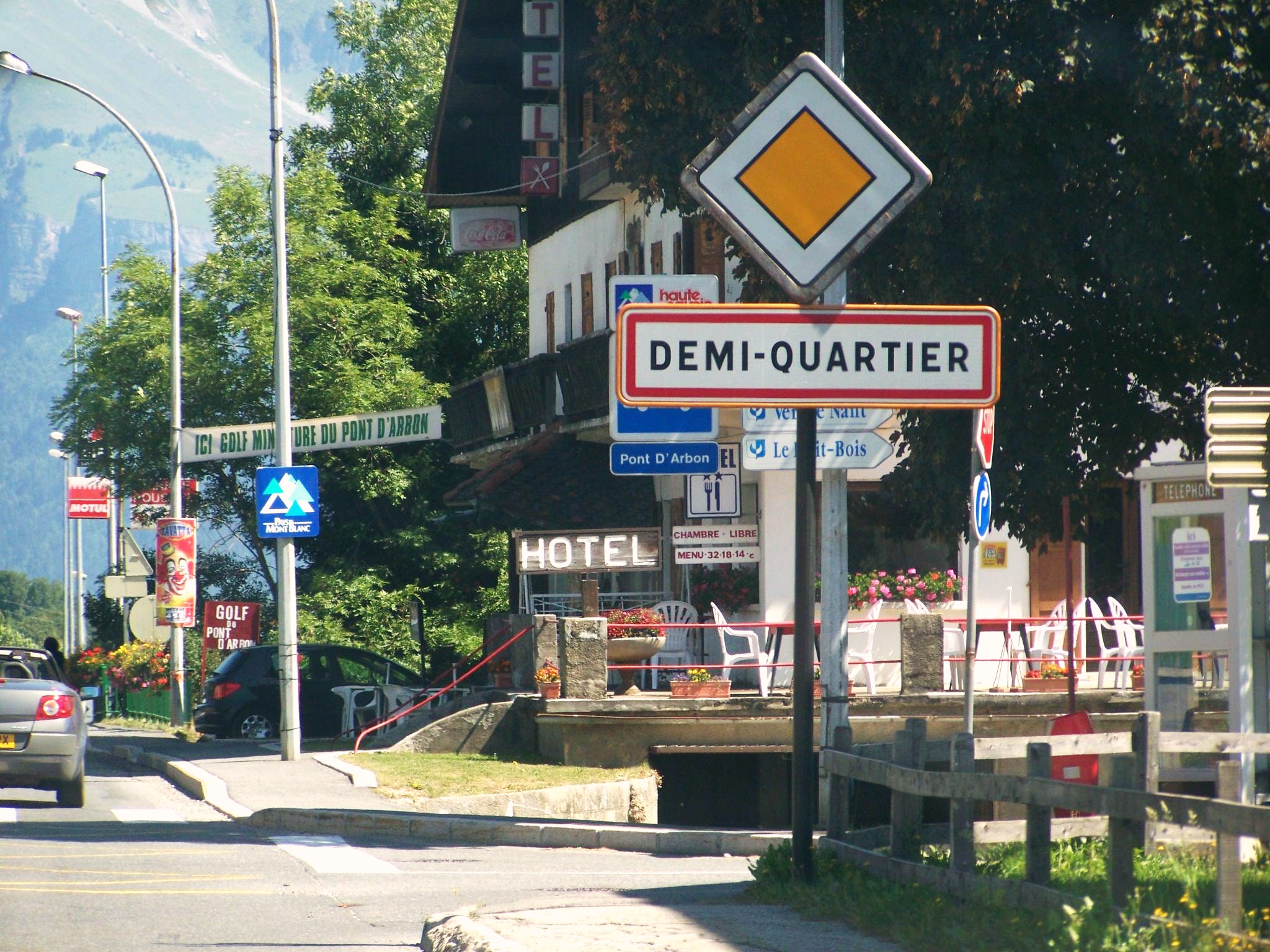 Demi-quartier