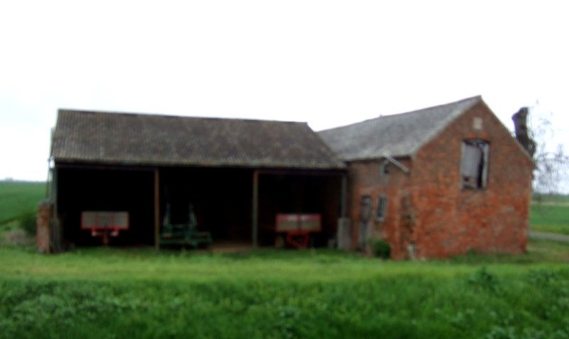 File:Farm buildings, Neslam Fen Farm - geograph.org.uk - 2922672.jpg