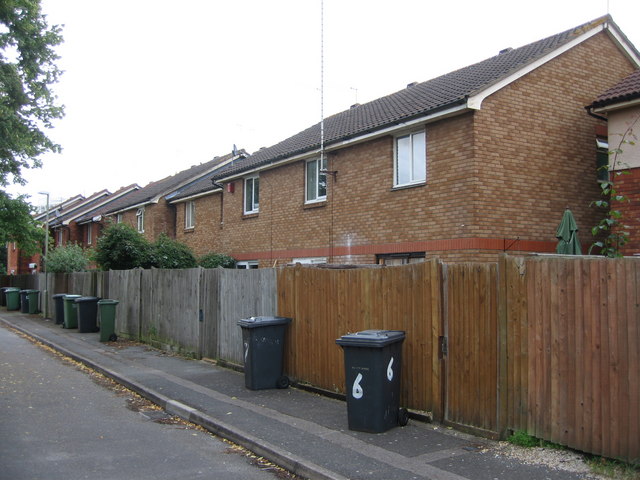 File:Flaxfield Court - Rear View - geograph.org.uk - 896345.jpg