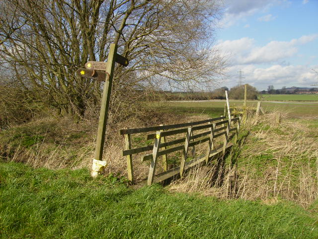 File:Footbridge at the path junction across Ings Beck - geograph.org.uk - 355053.jpg