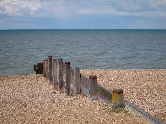 File:Groyne at Herne Bay - geograph.org.uk - 2445729.jpg