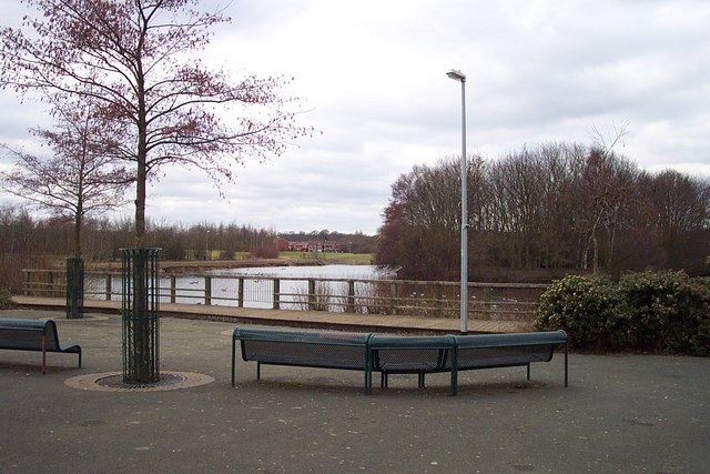 Lake in the Centre of Perton - geograph.org.uk - 127983