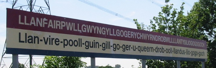 File:Llanfairpwllgwyngyllgogerychwyrndrobwllllantysiliogogogoch station sign (cropped version 2).jpg