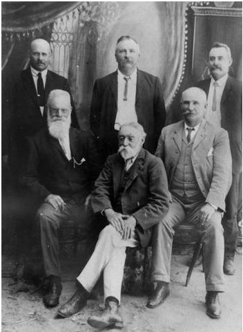 File:Members of the Adavale Shire Council, 1909.JPG