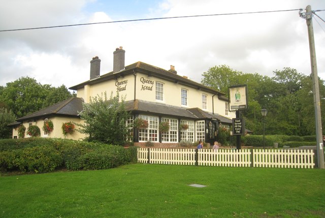 Queens Head - Fisher's Pond - geograph.org.uk - 2595890