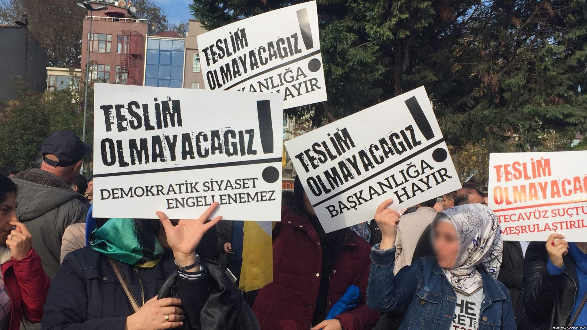 Saltanata Teslim Olmayacağız (4).jpg