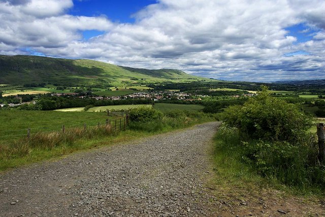 File:South Brae, Lennoxtown - geograph.org.uk - 1567049.jpg