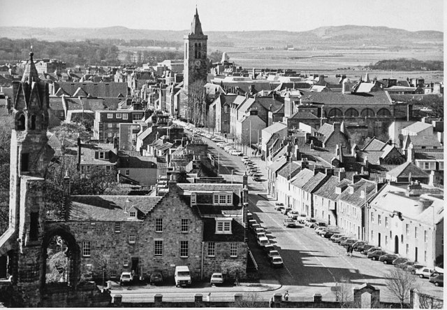 File:St. Andrews - geograph.org.uk - 1009673.jpg