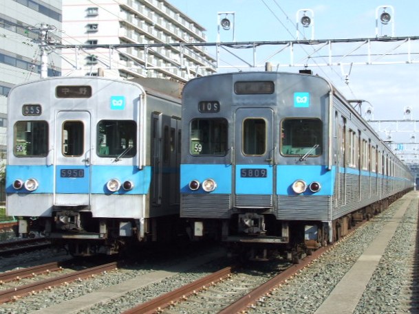 File:Teito Rapid Transit Authority 5000.JPG