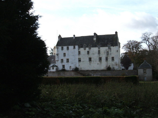 File:Traquair House - geograph.org.uk - 1056896.jpg