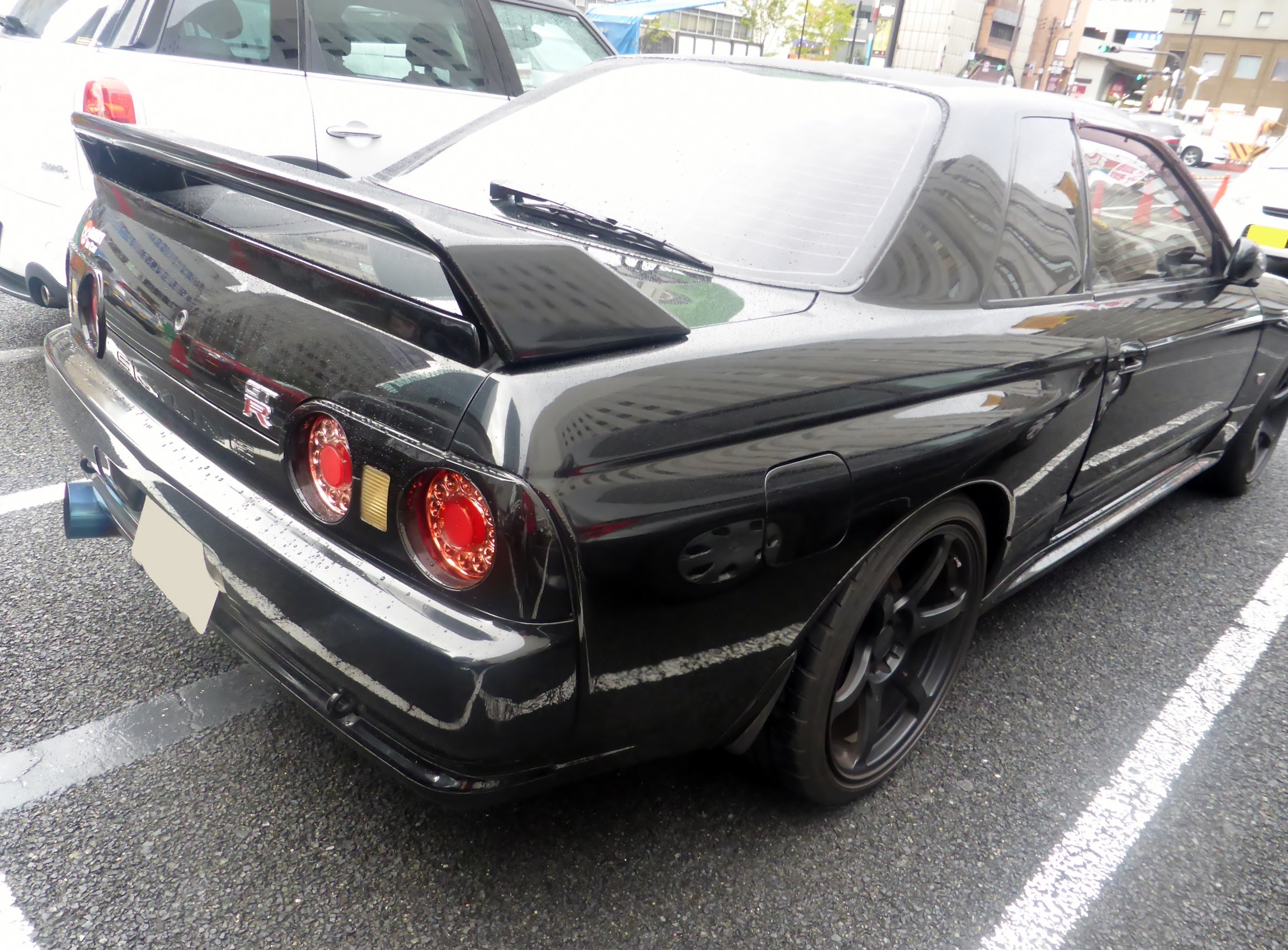 File Tuned Nissan Skyline Gt R Bnr32 Rear Jpg Wikimedia Commons