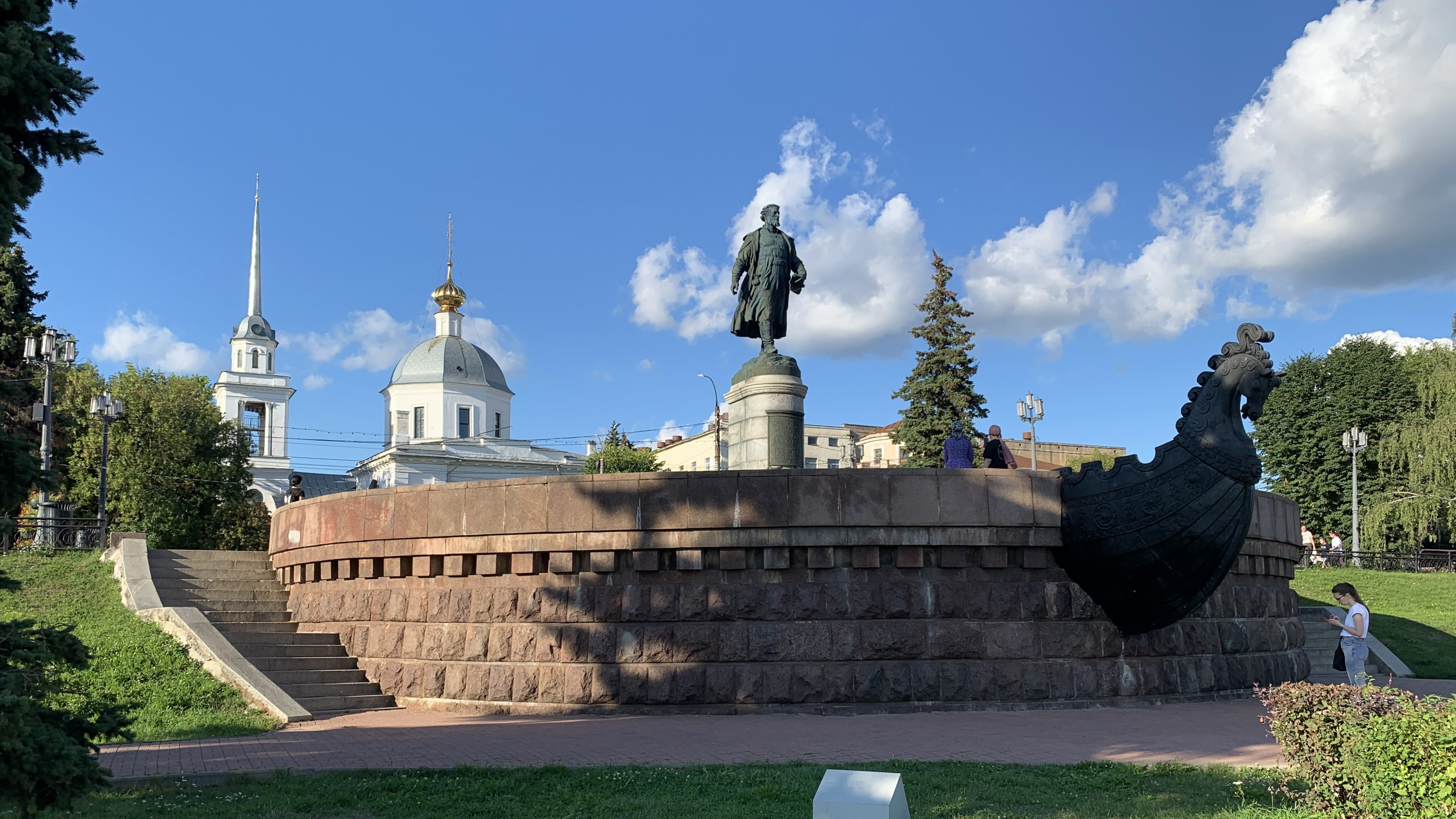 Фото памятника афанасия никитина