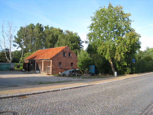 File:Alte Scheune - geo.hlipp.de - 6725.jpg