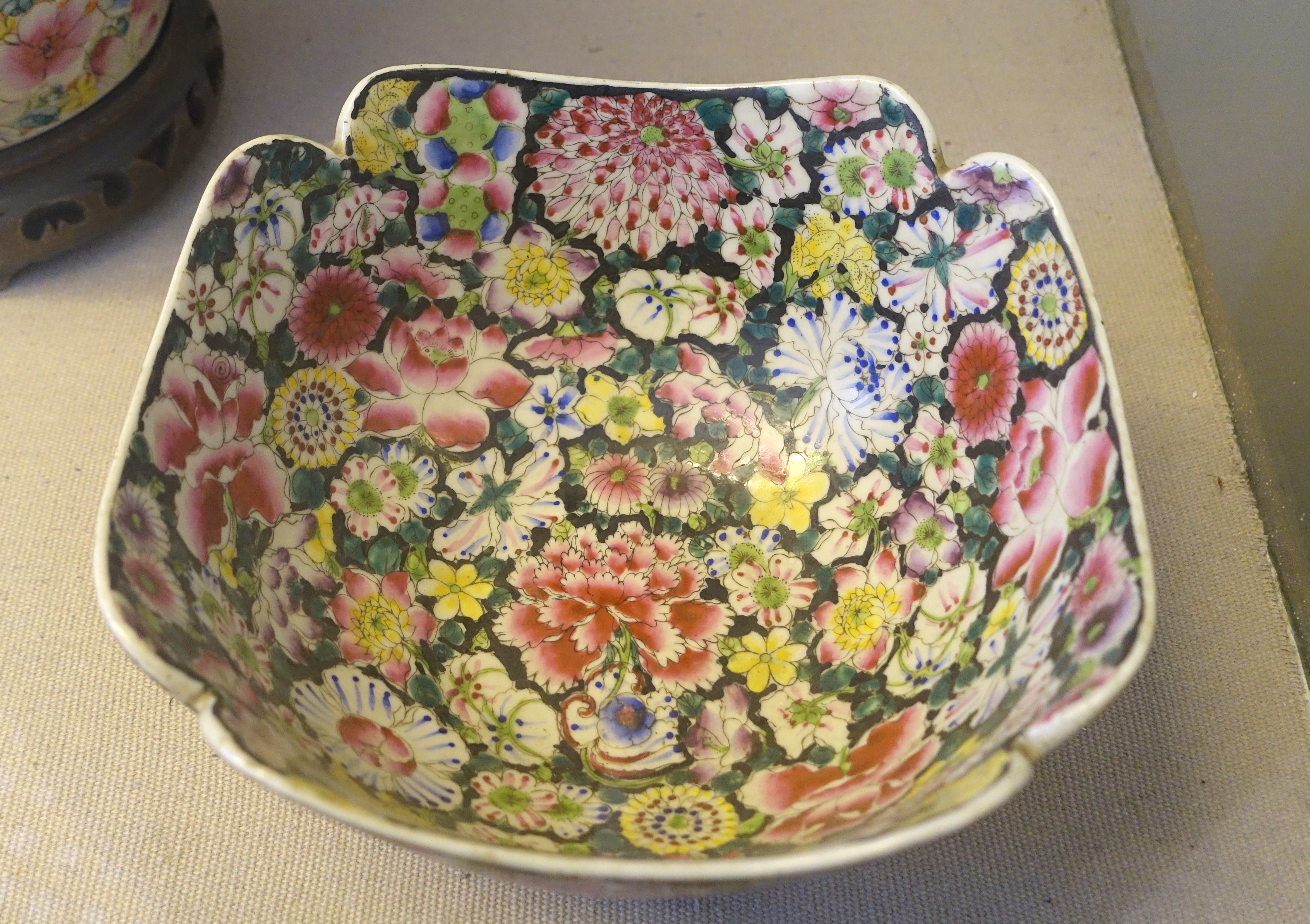 File:Bowl, China, 18th century AD, porcelain - Museum of ...