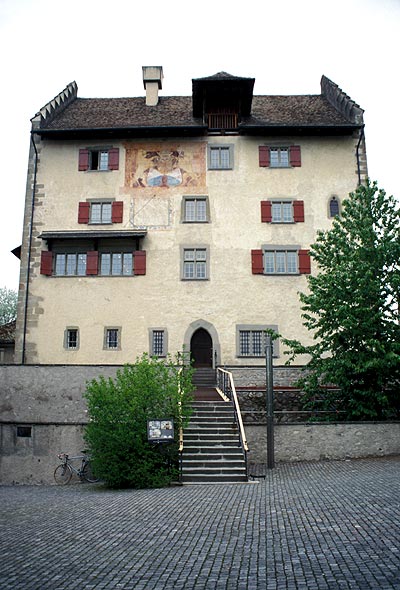 File:Greifensee Schloss.jpg