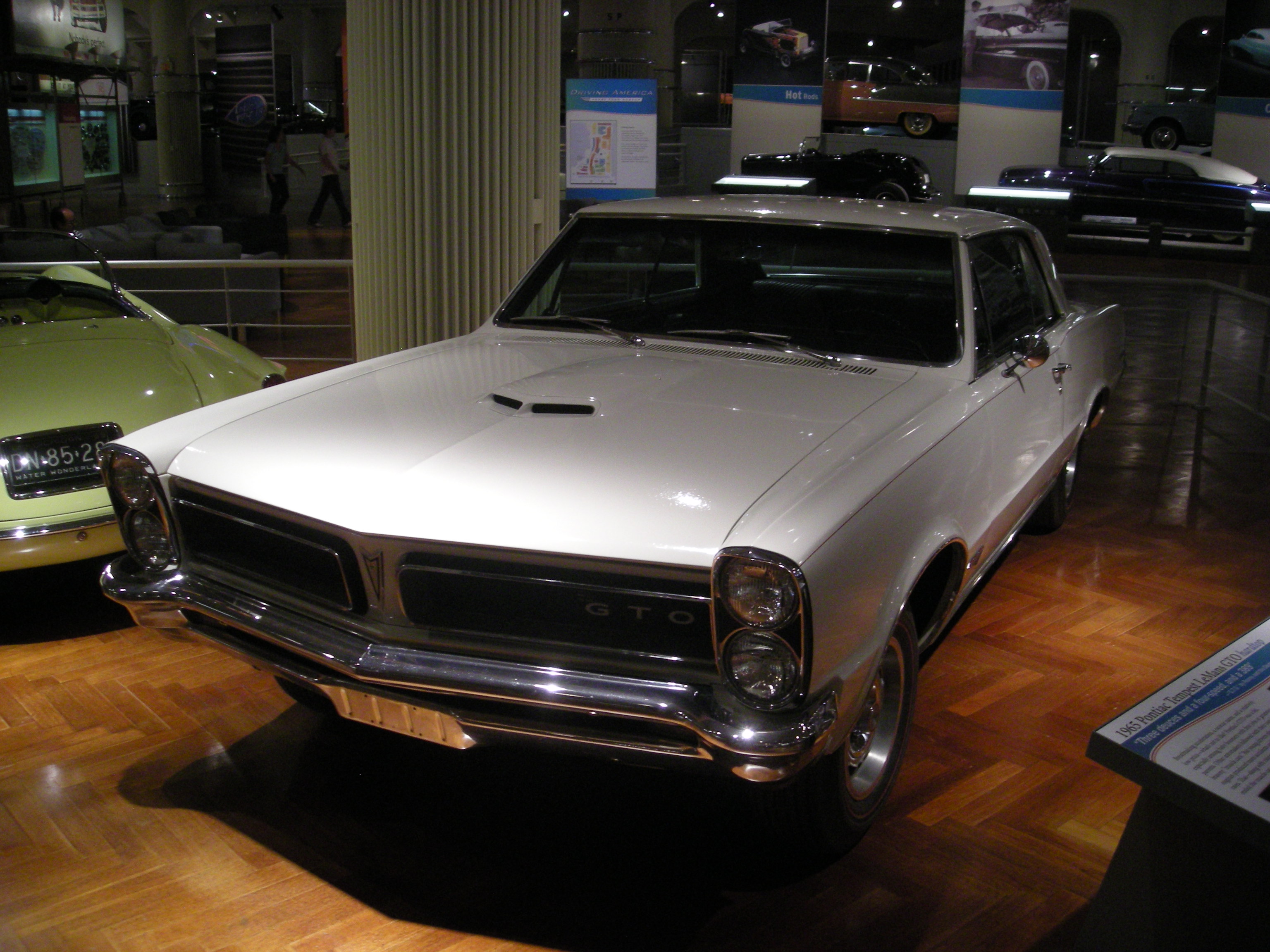 Ford pontiac gto #9