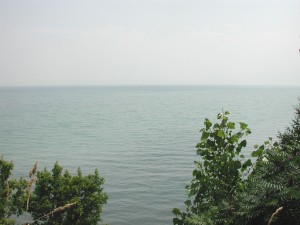 File:Lake Erie looking southward.jpg