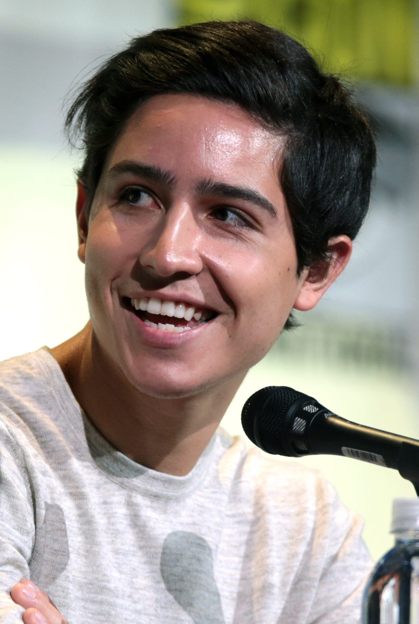 Lorenzo James Henrie Wikipedia