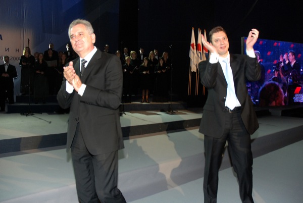 File:Nikolić & Vučić 2008.jpg