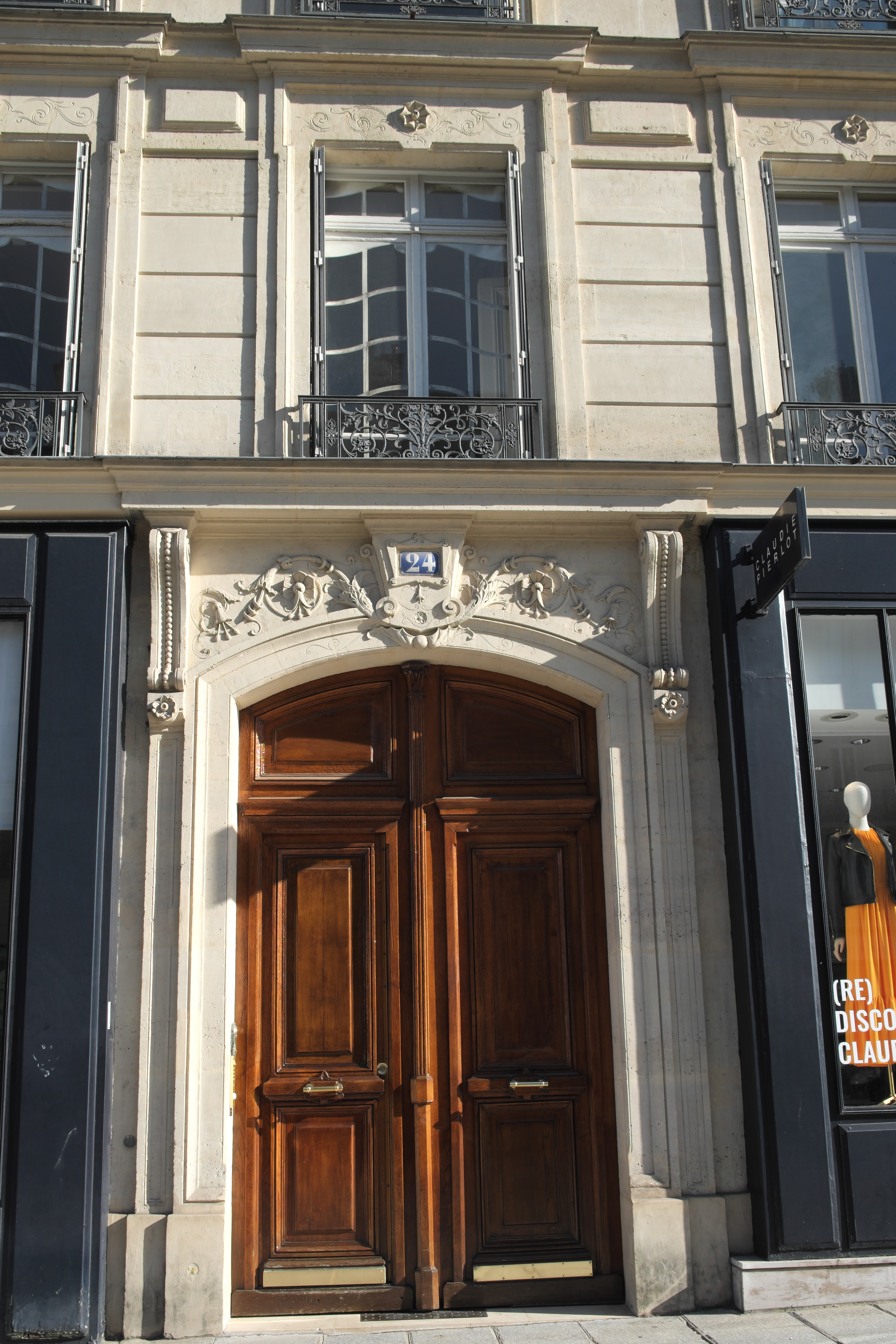 File Paris 5e Rue Soufflot Porte 687.jpg Wikimedia Commons