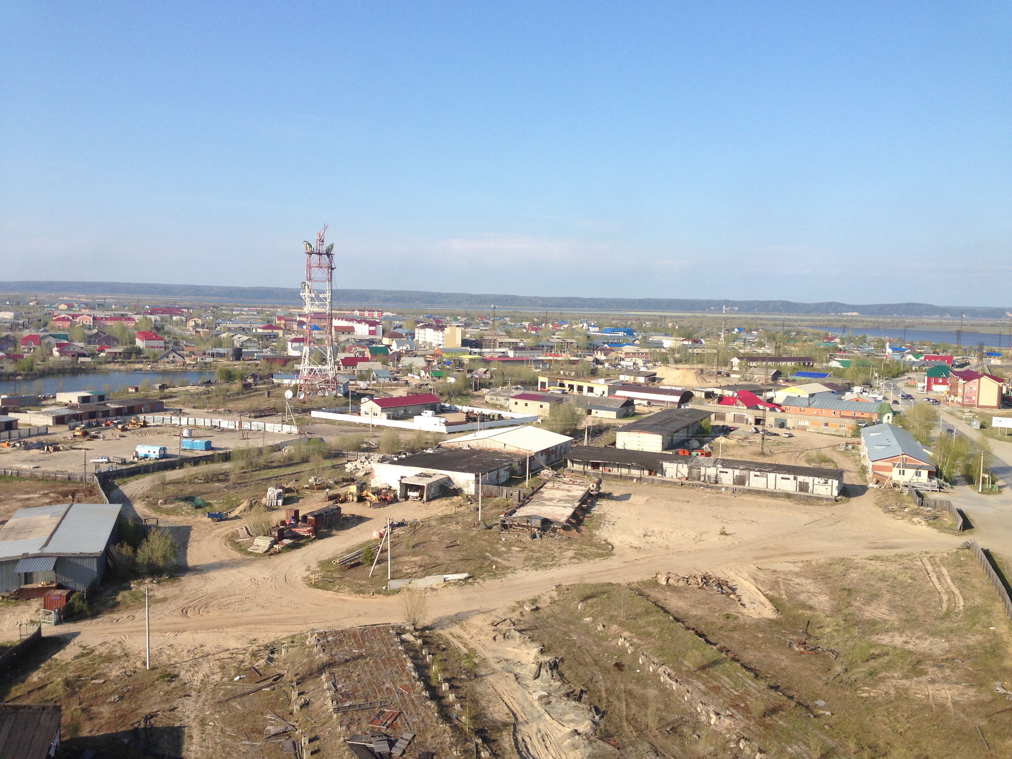 Пгт хмао. Пгт Приобье ХМАО. Приобье Октябрьский район ХМАО. Поселок Приобье Октябрьский район Тюменская область. Поселок Приобье Ханты-Мансийский автономный округ.