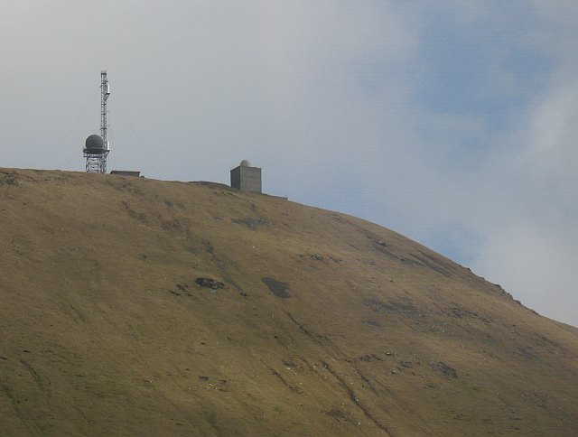 File:Radar, Mullach Mòr - geograph.org.uk - 1442026.jpg