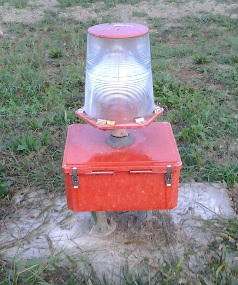 A central view of runway end identifier lights.