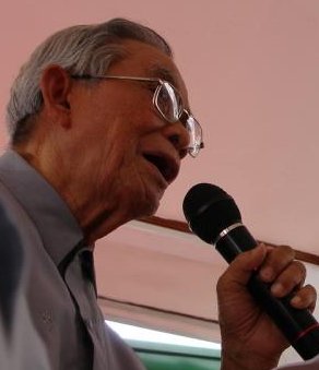 Jovito Salonga of the Liberal Party's Salonga wing, first part of the boycott movement before campaigning for the presidential nomination