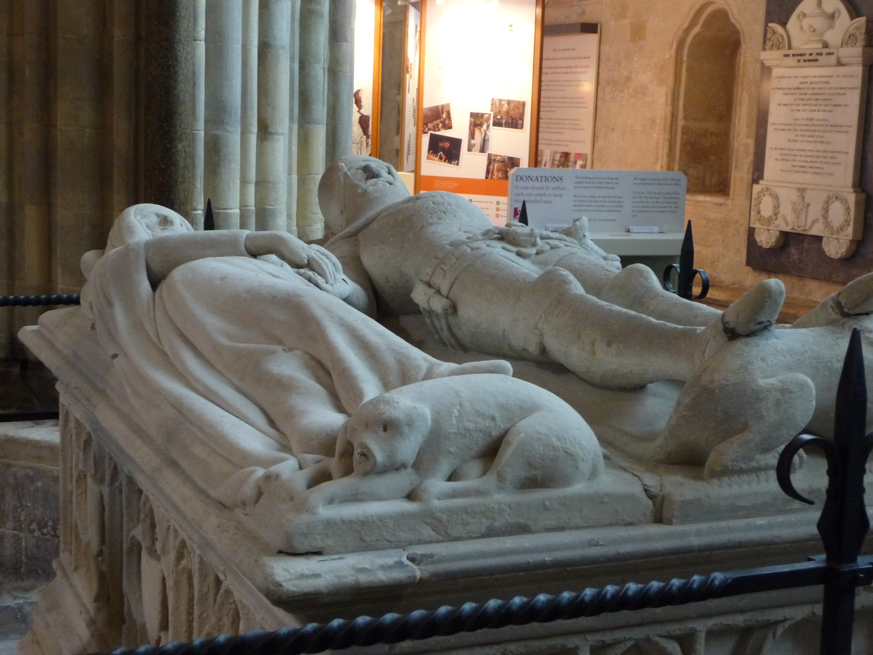 FileThe Arundel Tomb at Chichester Cathedral picture