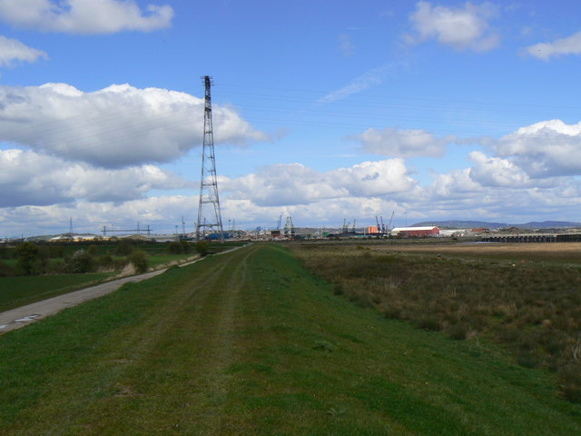 File:Walk beside River Usk-Severn - geograph.org.uk - 752118.jpg