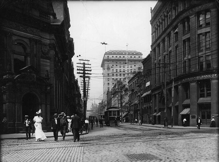 File:Yonge Street at Front Street in Toronto.jpg