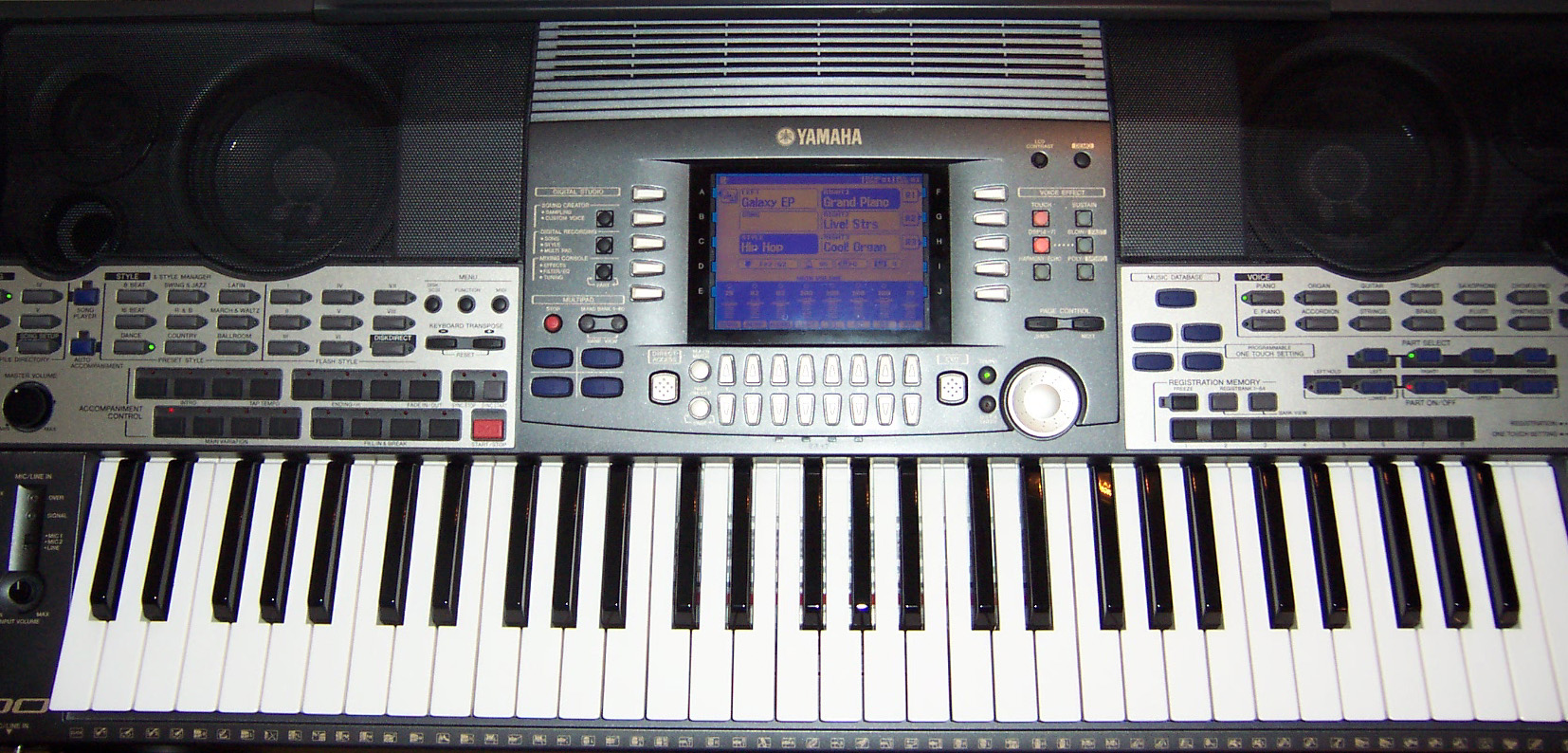 Synthétiseur Yamaha