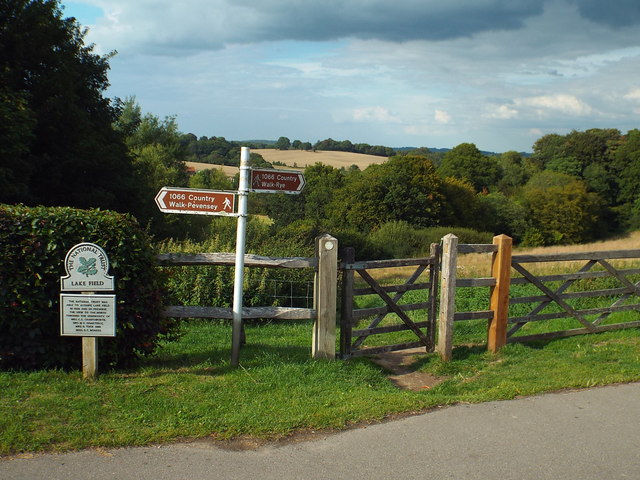 File:1066 Country Walk at Battle - geograph.org.uk - 4639434.jpg