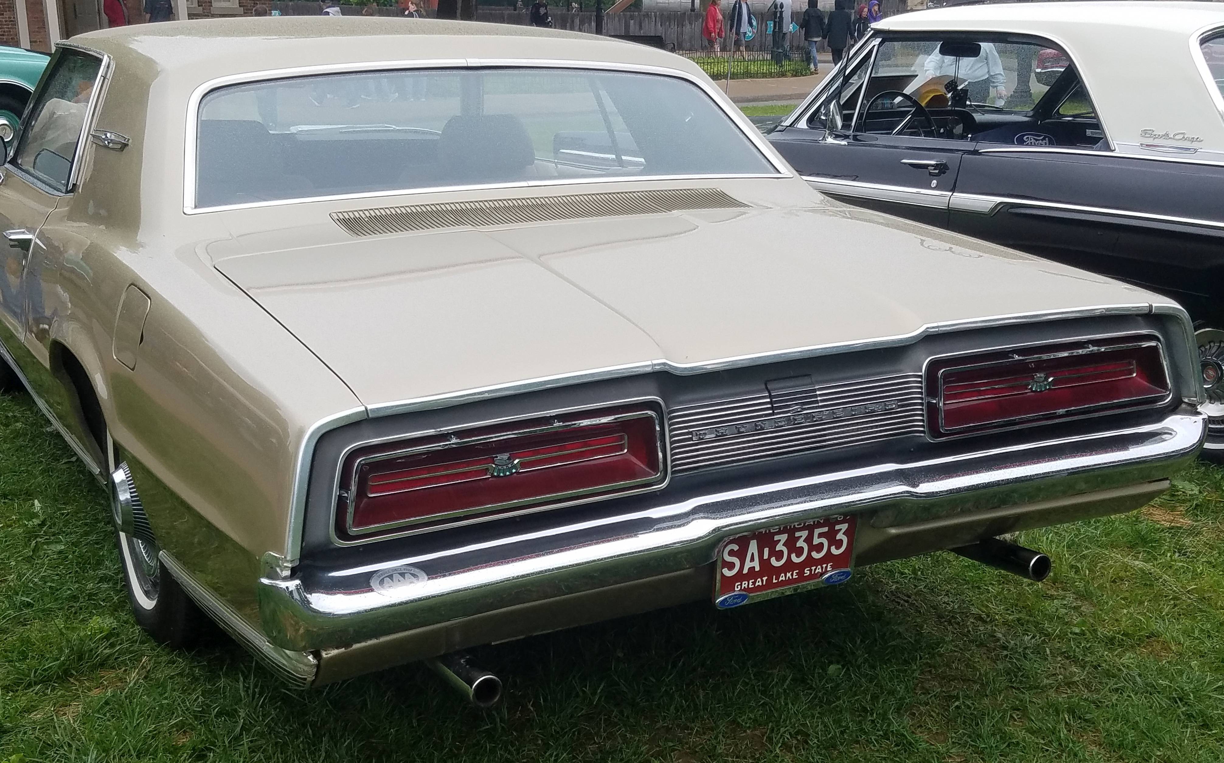 File 1969 Ford Thunderbird Rear Jpg Wikimedia Commons