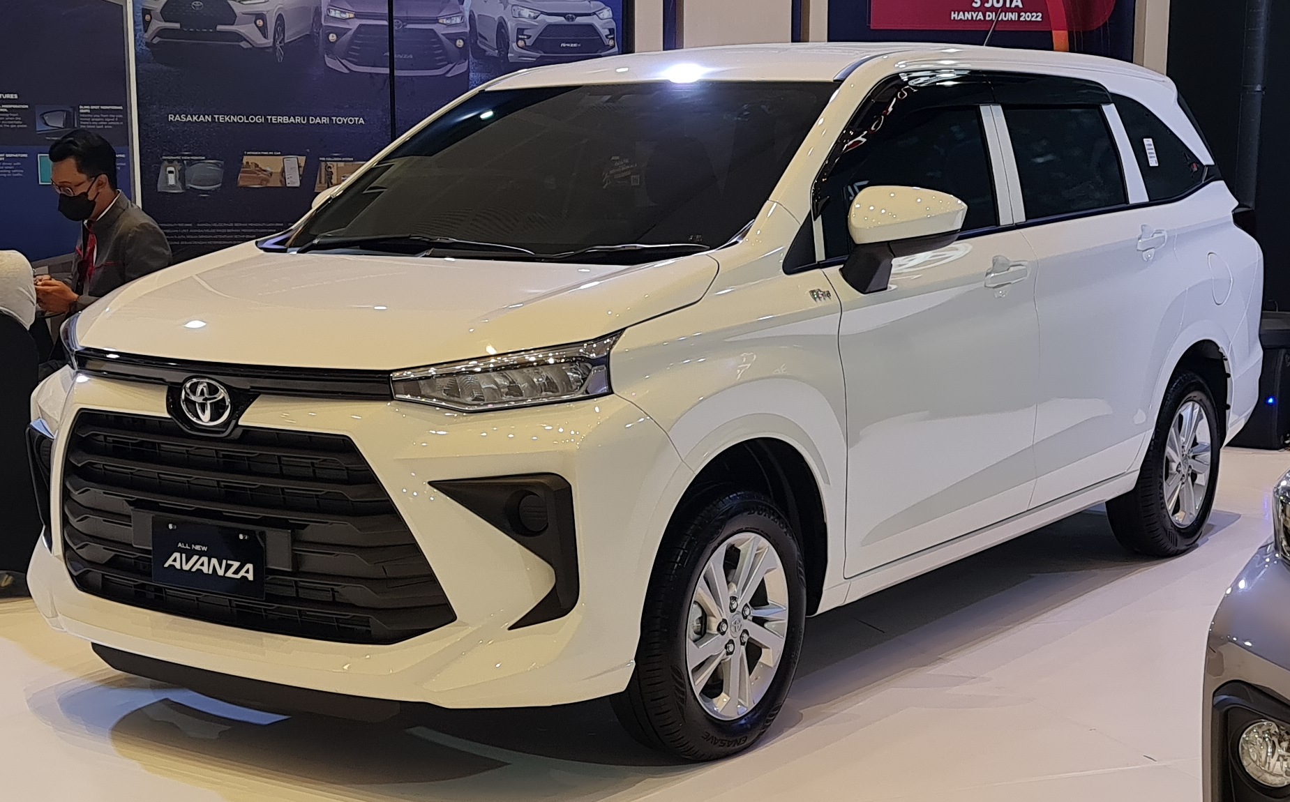 Toyota avanza 2022