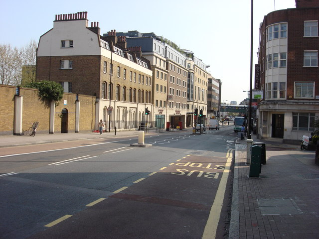 File:A300 Southwark Bridge Road - geograph.org.uk - 1022912.jpg