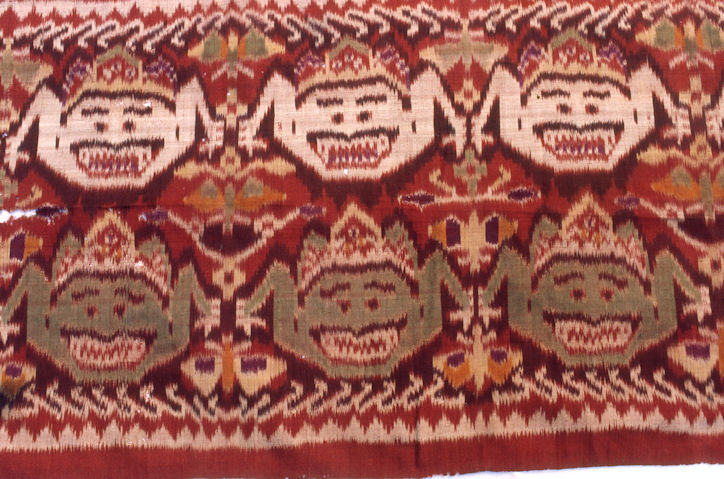 File:Balinese endek selendand, Silk Ikat of the warp. Collection of Balique Arts of Indonesia..jpg